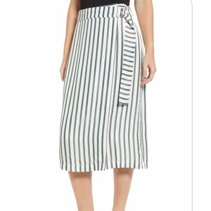 NWT Chelsea28 Wrap Skirt with Stripes